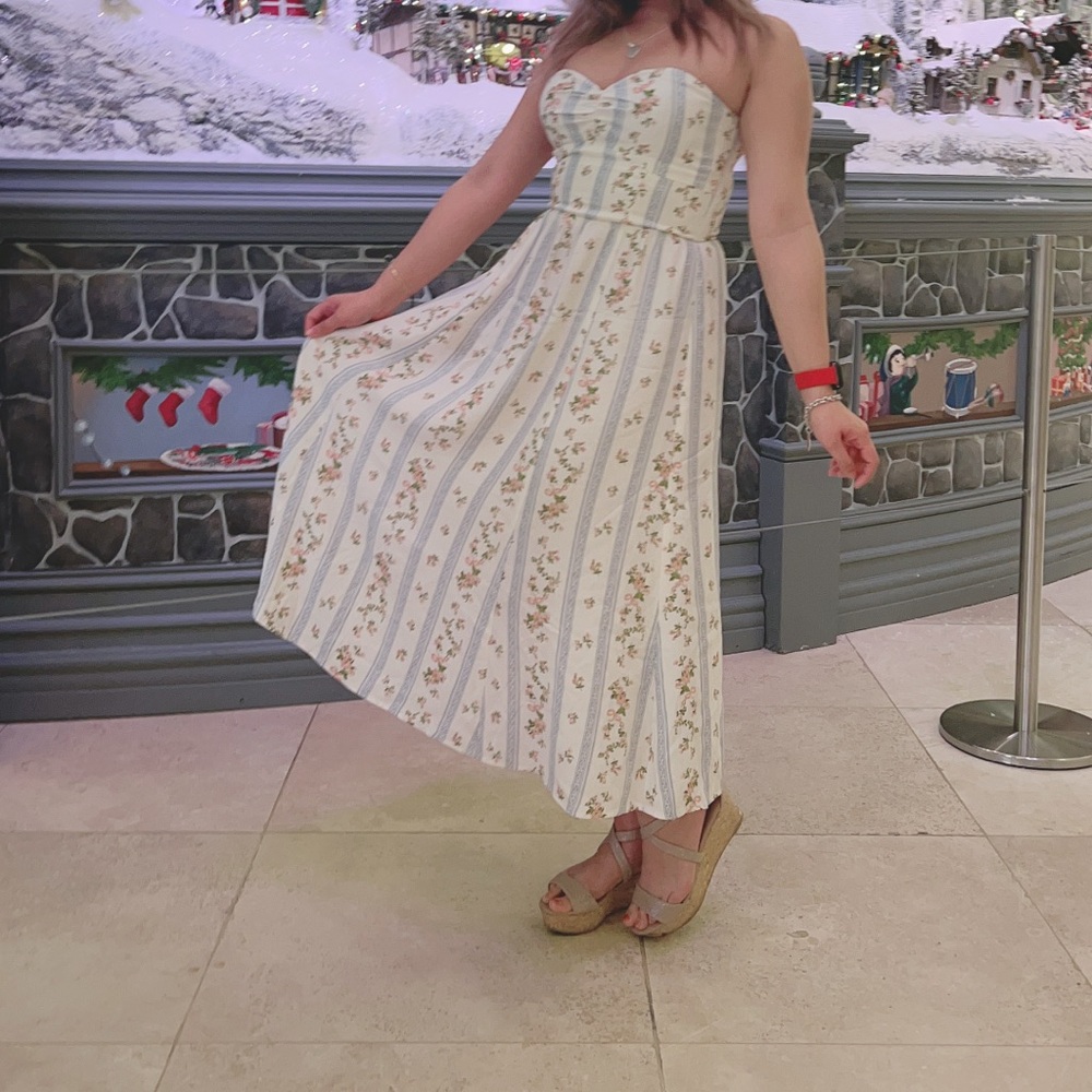 Reformation strapless floral dress - Picture 5 of 5